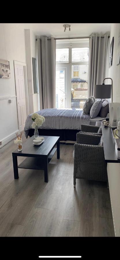 Bed and Breakfast Alandene Blackpool Esterno foto