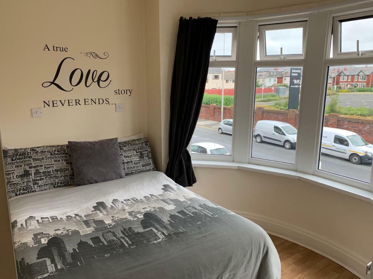 Bed and Breakfast Alandene Blackpool Esterno foto
