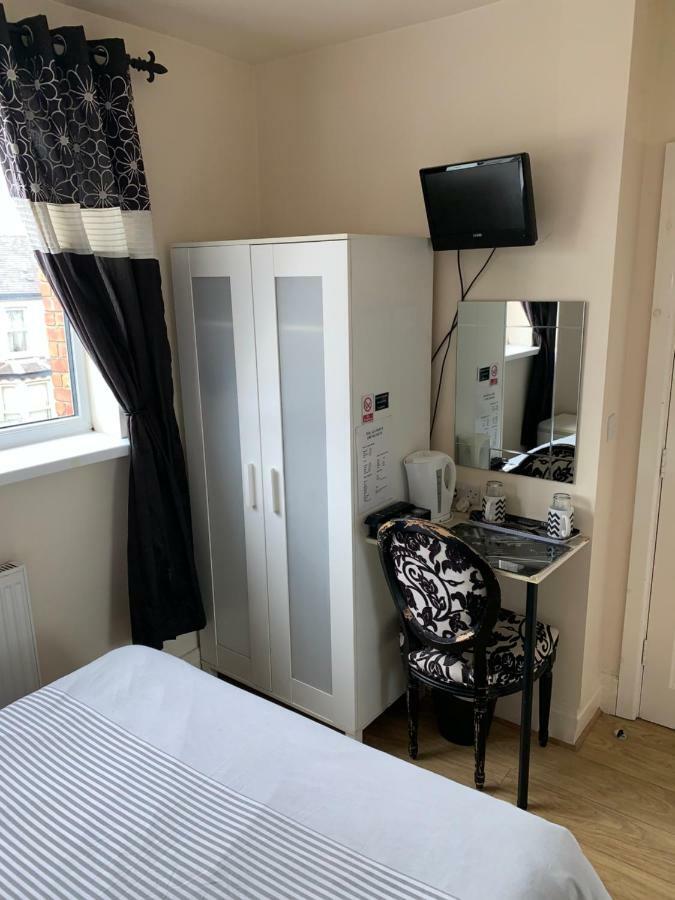 Bed and Breakfast Alandene Blackpool Esterno foto
